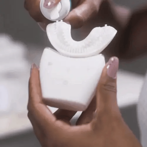 BRUSHTECH U-BRUSH™ - Limpieza 360° en 45 segundos